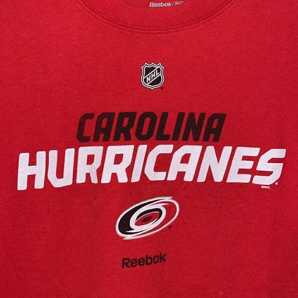 Vintage red Reebok NHL shield Carolina Hurricanes t shirt S men’s (youth XL) - Picture 2 of 3